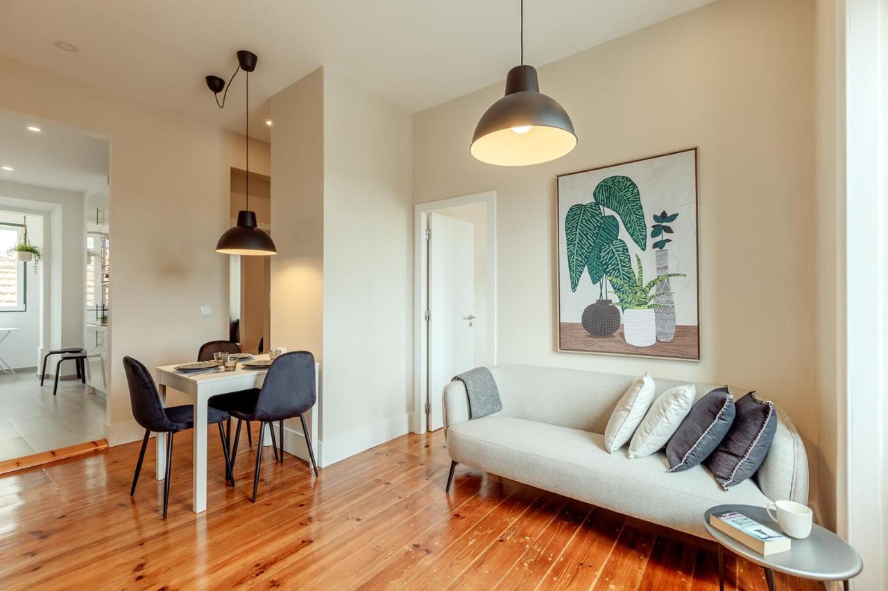 Sunny House - Bright 2 Bedroom Apartment W/ Office Lisboa Eksteriør billede